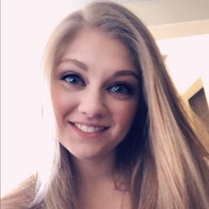 Meet your Posher, Tori